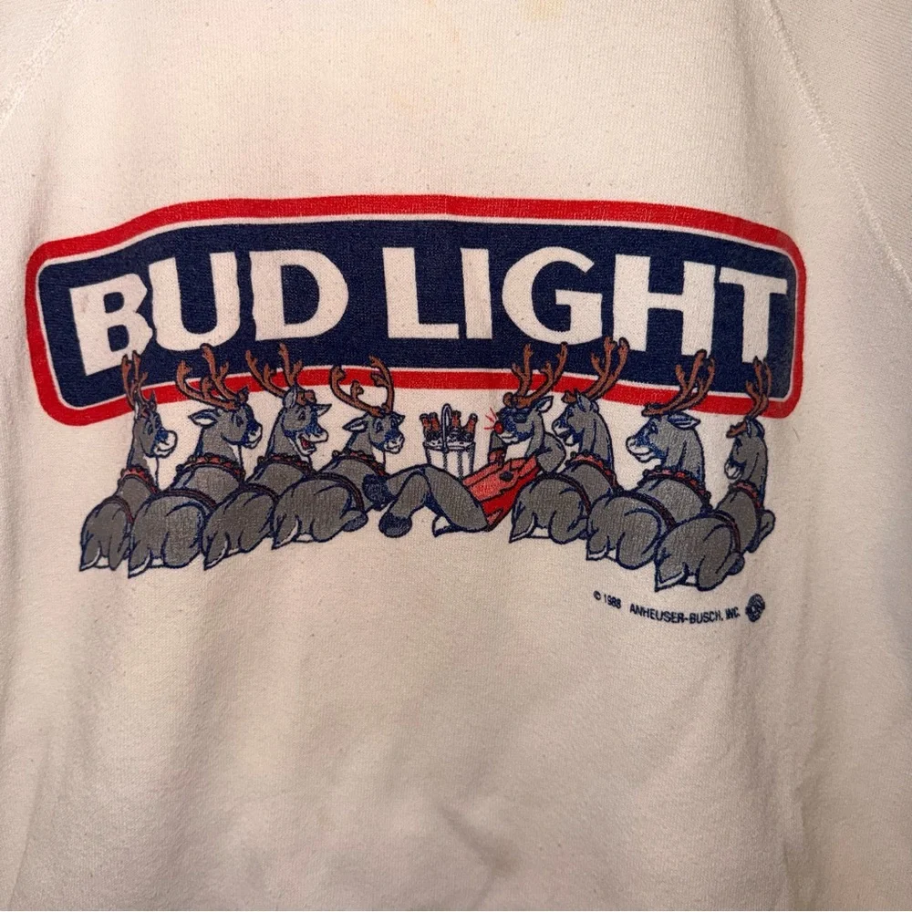 Vintage Budlight Christmas Graphic Sweatshirt Size Large